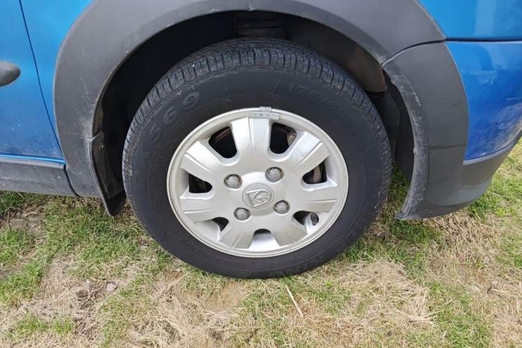 Used Baojun Lechi 2012 1.2L Manual Sport Edition Dynamic Model Right Front Wheel Hub
