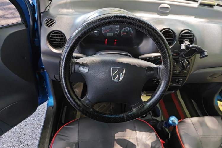 Used Baojun Lechi 2012 Revised 1.0L Manual P-TEC Standard Edition Steering Wheel