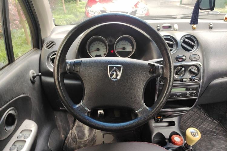 Used Baojun Lechi 2012 Revised Version 1.2L Manual Sports Edition Superior Type Steering Wheel