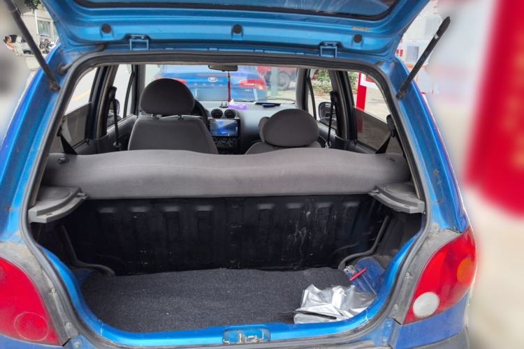 Used Baojun Lechi 2012 Revised 1.0L Manual P-TEC Standard Edition Trunk