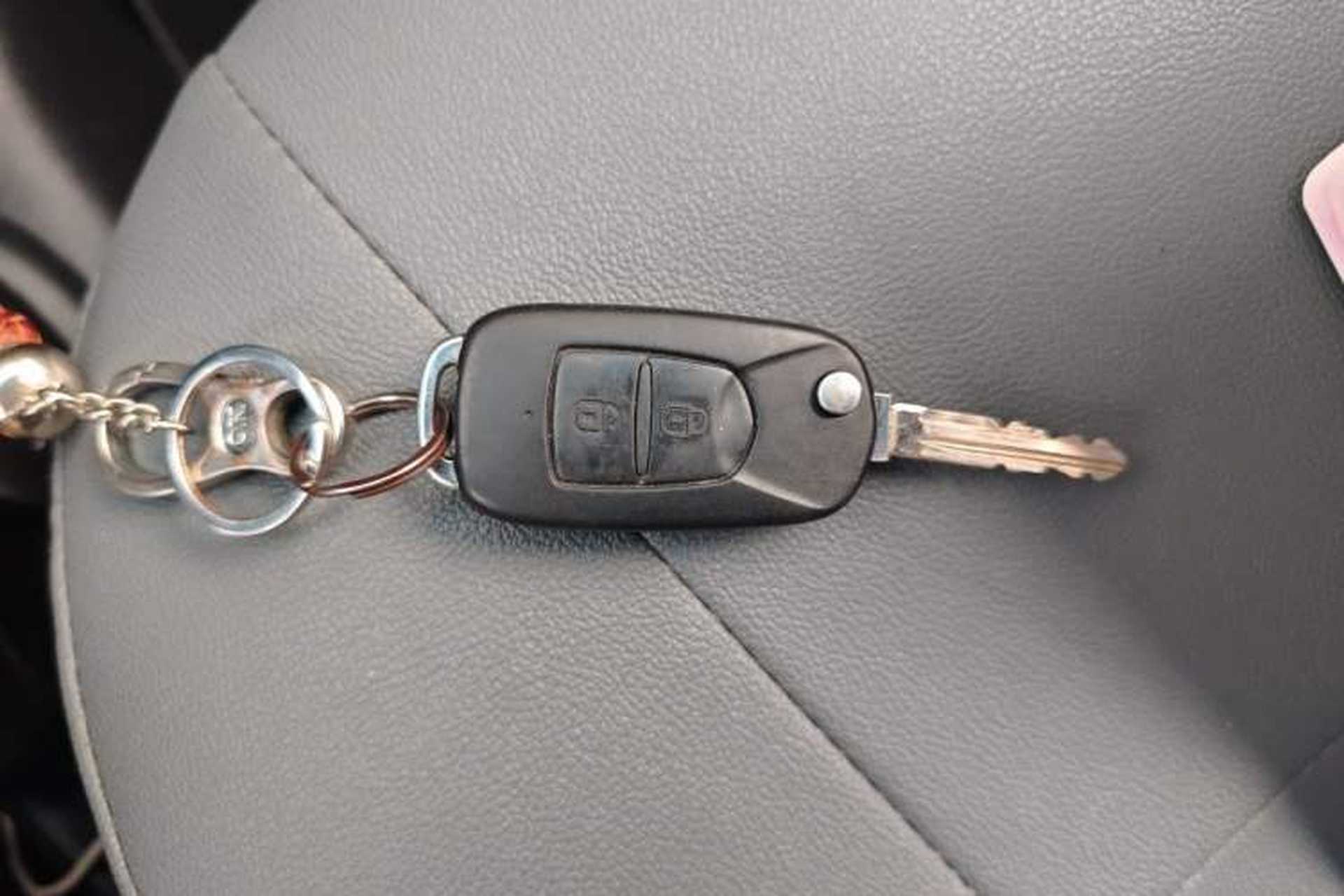 Used Baojun Lechi 2012 1.2L Manual Sport Edition Dynamic Model Vehicle Key