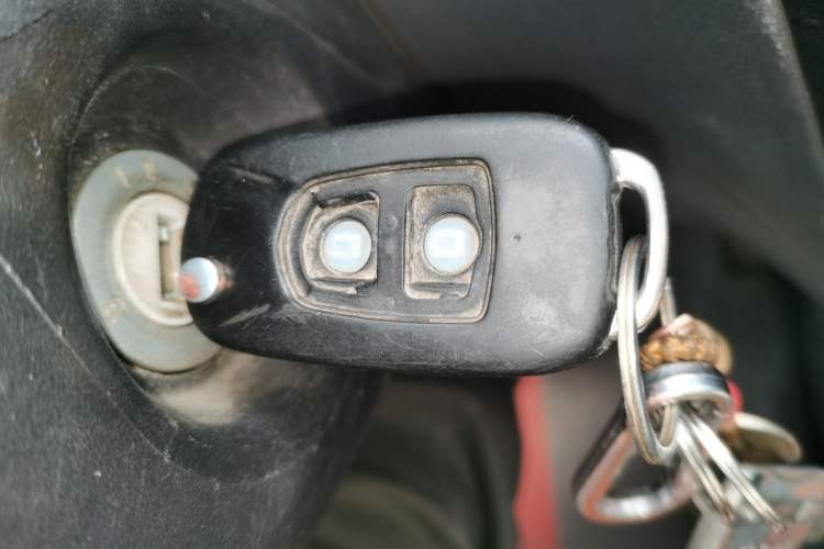 Used Baojun Lechi 2012 Revised 1.0L Manual P-TEC Standard Edition Vehicle Key