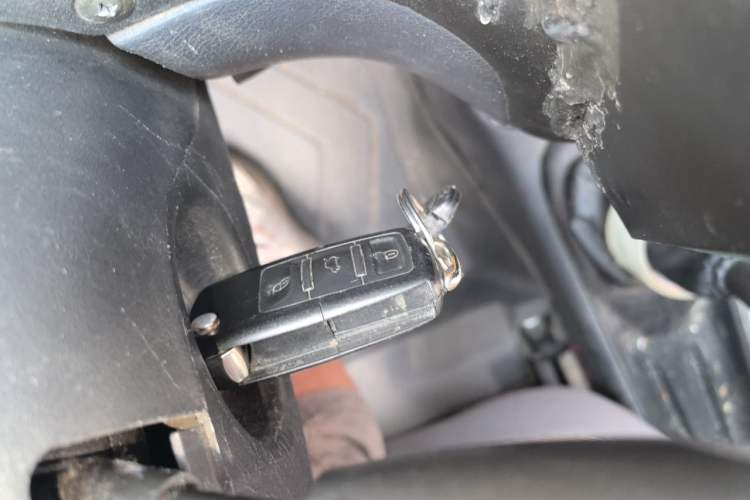 Used Baojun Lechi 2012 Revised 1.0L Manual P-TEC Standard Edition Vehicle Key