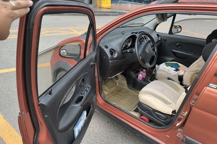 Used Baojun Lechi 2012 Revised Version 1.2L Manual Sports Edition Superior Type Driver Seat