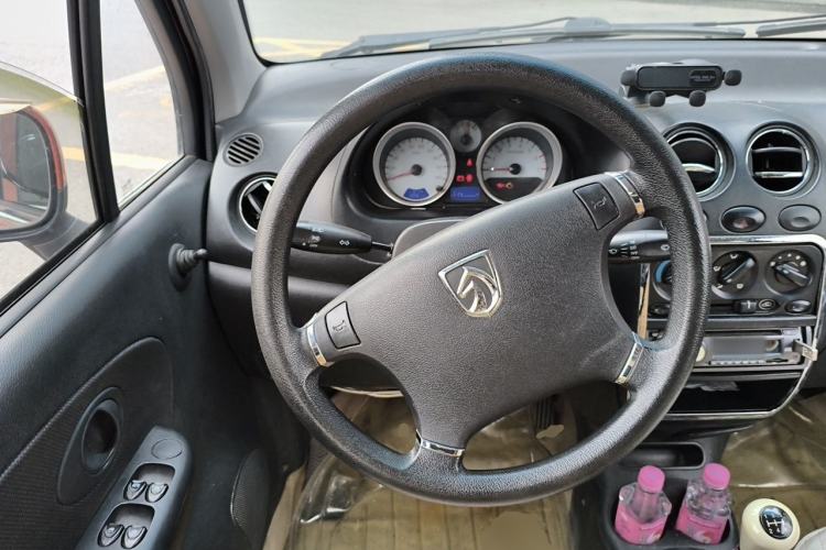 Used Baojun Lechi 2012 Revised Version 1.2L Manual Sports Edition Superior Type Steering Wheel