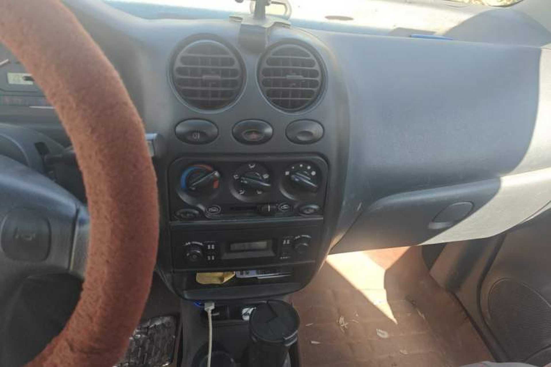 Used Baojun Lechi 2012 Revised 1.0L Manual P-TEC Standard Edition Audio And AC Panel