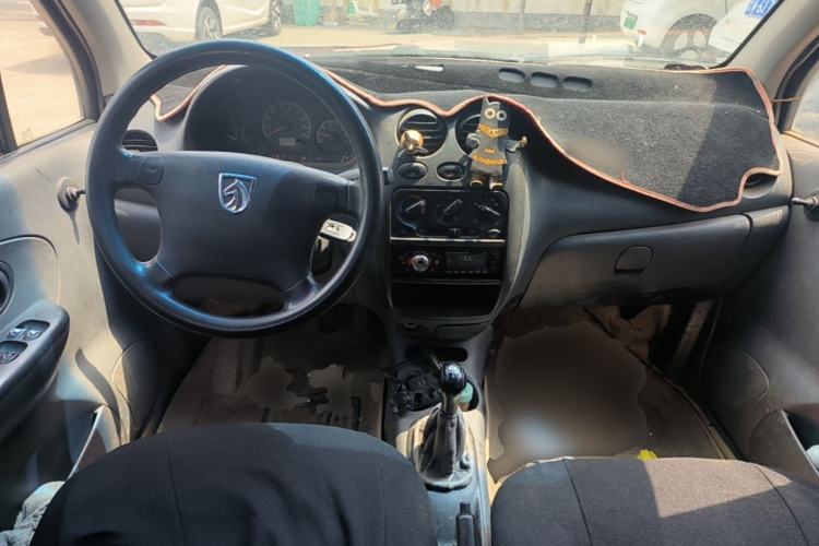 Used Baojun Lechi 2012 Revised 1.0L Manual P-TEC Standard Edition Center Console
