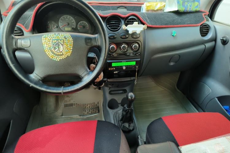 Used Baojun Lechi 2012 Revised 1.0L Manual P-TEC Standard Edition Center Console