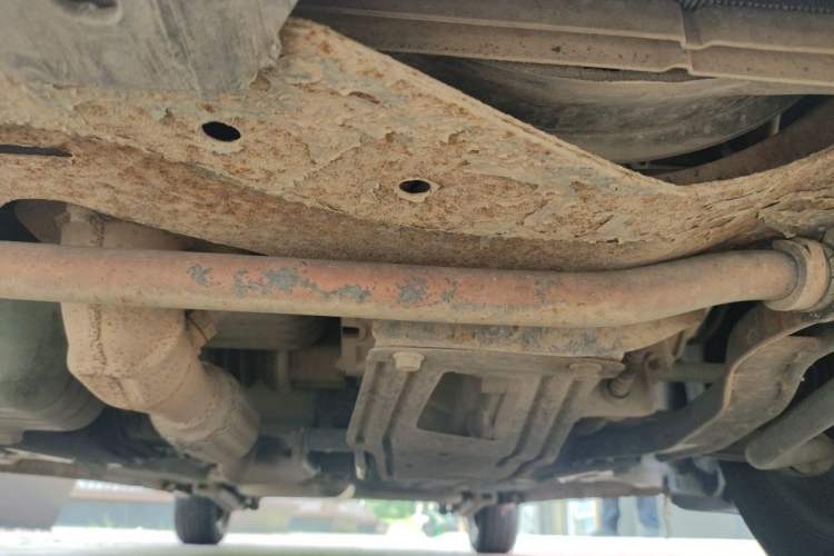 Used Baojun Lechi 2012 Revised 1.0L Manual P-TEC Standard Edition Chassis Front