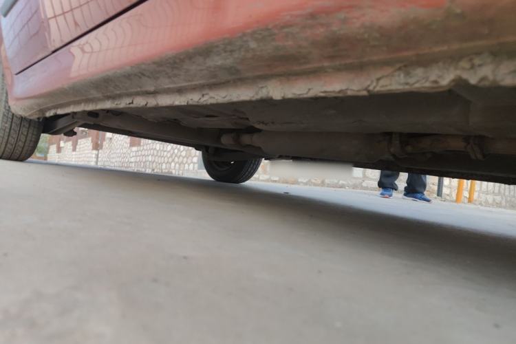 Used Baojun Lechi 2012 Revised 1.0L Manual P-TEC Standard Edition Chassis Front Right