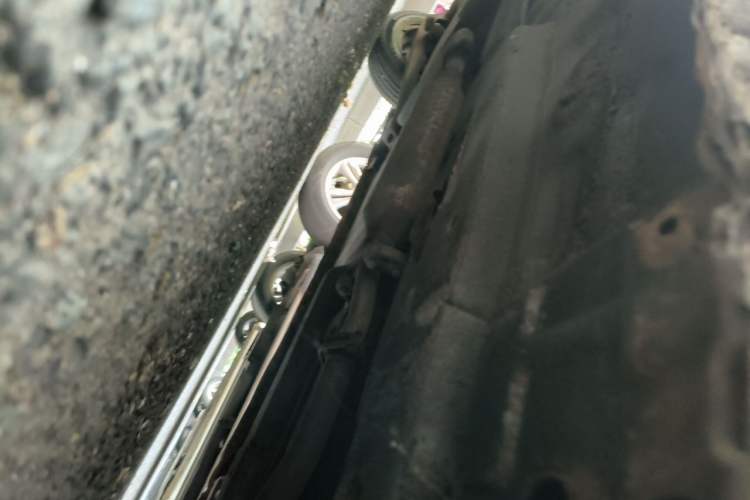 Used Baojun Lechi 2012 Revised 1.0L Manual P-TEC Standard Edition Chassis Front Right