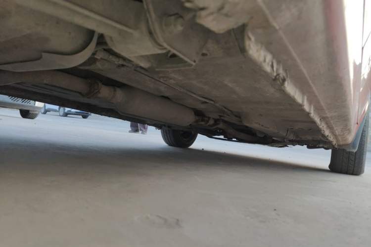 Used Baojun Lechi 2012 Revised 1.0L Manual P-TEC Standard Edition Chassis Rear Right