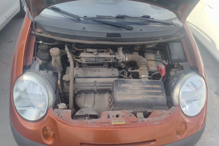 Used Baojun Lechi 2012 Revised 1.0L Manual P-TEC Standard Edition Engine Bay