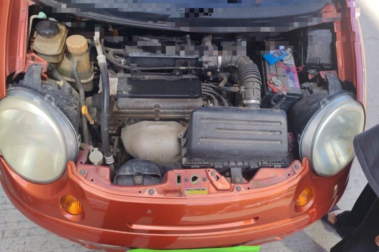 Used Baojun Lechi 2012 1.2L Manual Sporty Fashion Model Engine Bay