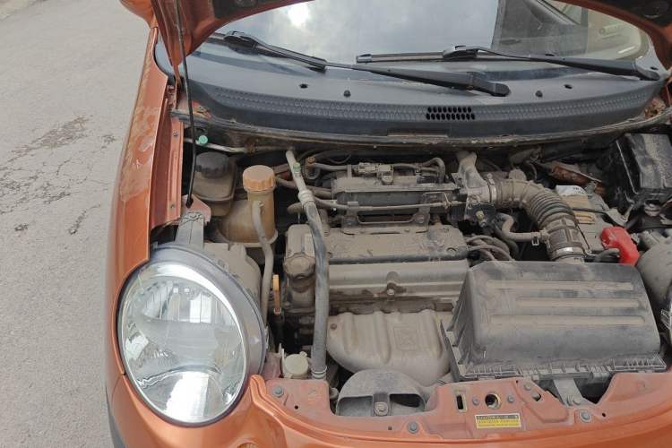 Used Baojun Lechi 2012 1.0L Manual P-TEC Superior Model Engine Bay Right
