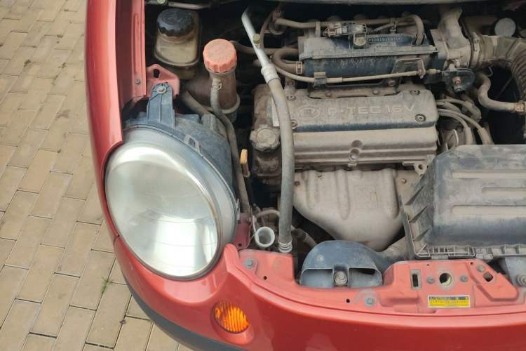 Used Baojun Lechi 2012 Revised 1.0L Manual P-TEC Standard Edition Engine Bay Right
