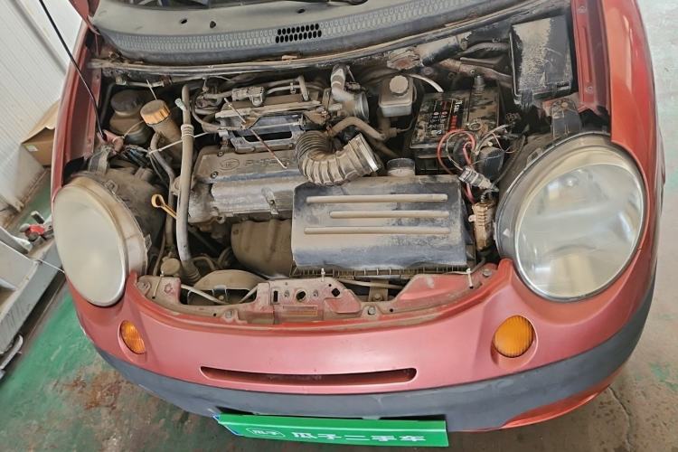 Used Baojun Lechi 2012 Revised 1.0L Manual P-TEC Standard Edition Engine Bay