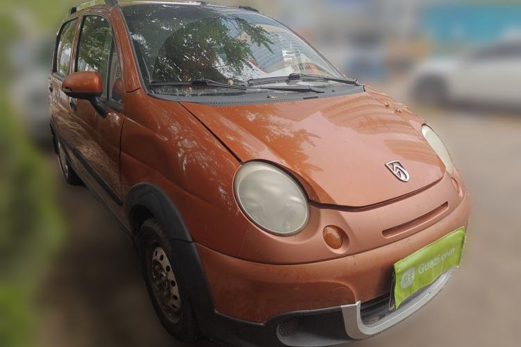 Used Baojun Lechi 2012 Revised Version 1.2L Manual Sporty Fashion Edition Front Right 45 Deg