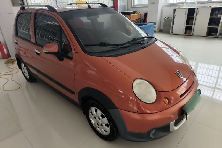Used Baojun Lechi 2012 Revised Version 1.2L Manual Sporty Edition Dynamic Type Front Right 45 Deg