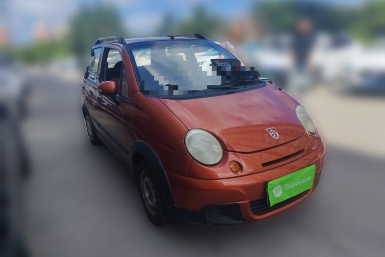 Used Baojun Lechi 2012 1.2L Manual Sporty Fashion Model Front Right 45 Deg
