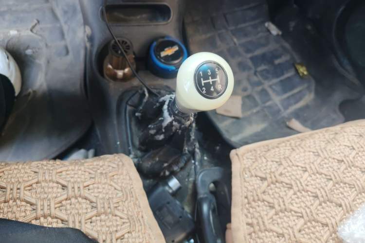 Used Baojun Lechi 2012 1.2L Manual Sporty Fashion Model Gear Lever
