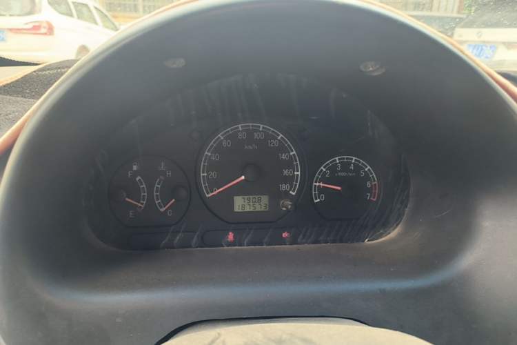 Used Baojun Lechi 2012 Revised 1.0L Manual P-TEC Standard Edition Instrument Cluster