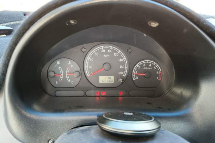 Used Baojun Lechi 2012 Revised Version 1.0L Manual P-TEC Comfort Type Instrument Cluster