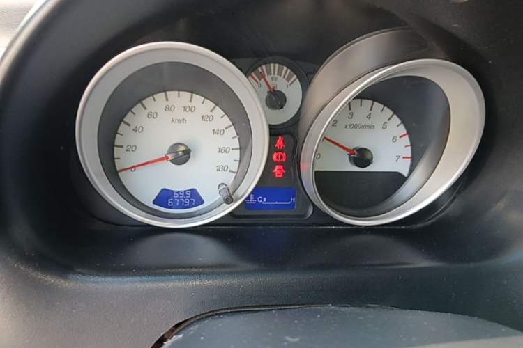 Used Baojun Lechi 2012 Revised Version 1.2L Manual Sporty Edition Dynamic Type Instrument Cluster
