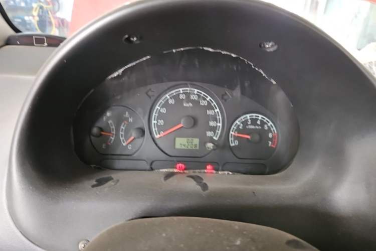 Used Baojun Lechi 2012 Revised 1.0L Manual P-TEC Standard Edition Instrument Cluster