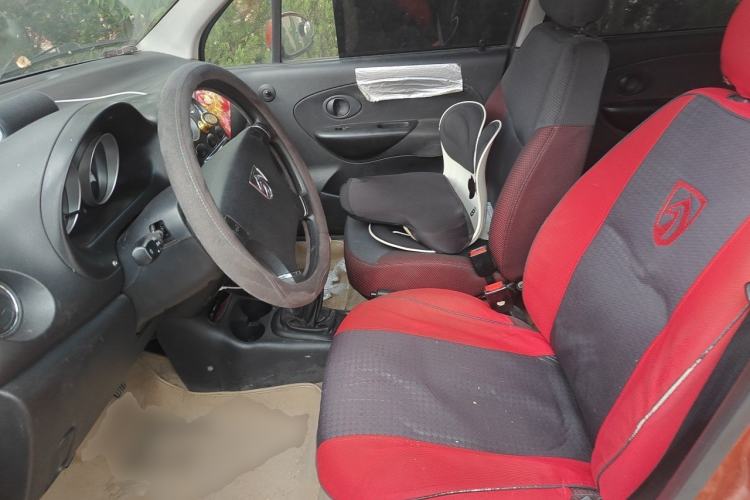 Used Baojun Lechi 2012 Revised Version 1.2L Manual Sporty Fashion Edition Left Front Seat