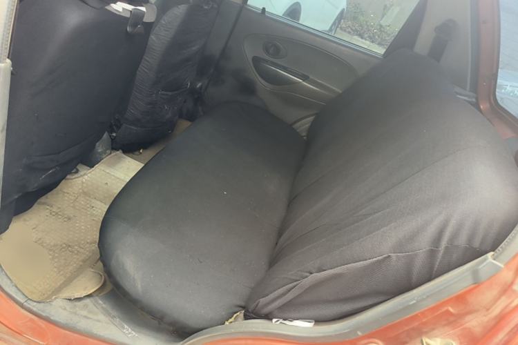Used Baojun Lechi 2012 Revised 1.0L Manual P-TEC Standard Edition Left Rear Seat