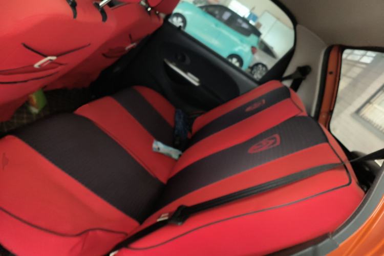 Used Baojun Lechi 2012 Revised Version 1.2L Manual Sporty Edition Dynamic Type Left Rear Seat
