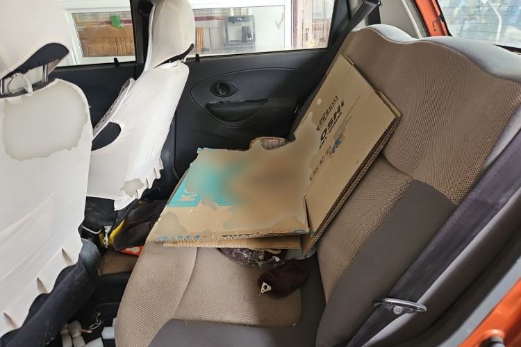 Used Baojun Lechi 2012 Revised 1.0L Manual P-TEC Standard Edition Left Rear Seat
