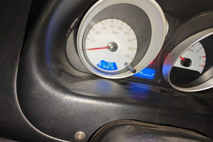 Used Baojun Lechi 2012 Revised Version 1.2L Manual Sporty Fashion Edition Odometer Close Up