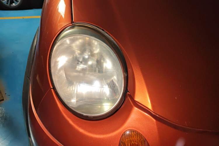 Used Baojun Lechi 2012 Revised Version 1.2L Manual Sporty Fashion Edition Right Front Headlight