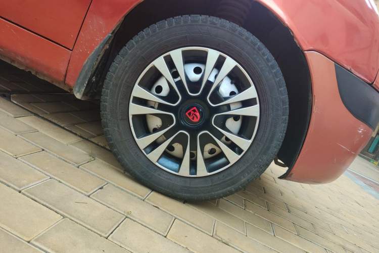 Used Baojun Lechi 2012 Revised 1.0L Manual P-TEC Standard Edition Right Front Wheel Hub