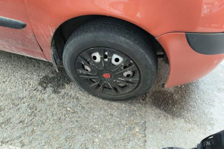 Used Baojun Lechi 2012 Revised 1.0L Manual P-TEC Standard Edition Right Front Wheel Hub