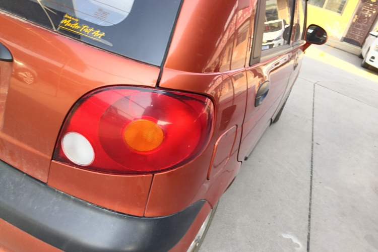 Used Baojun Lechi 2012 Revised Version 1.0L Manual P-TEC Comfort Type Right Rear Taillight