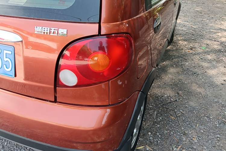 Used Baojun Lechi 2012 Revised Version 1.2L Manual Sporty Edition Dynamic Type Right Rear Taillight