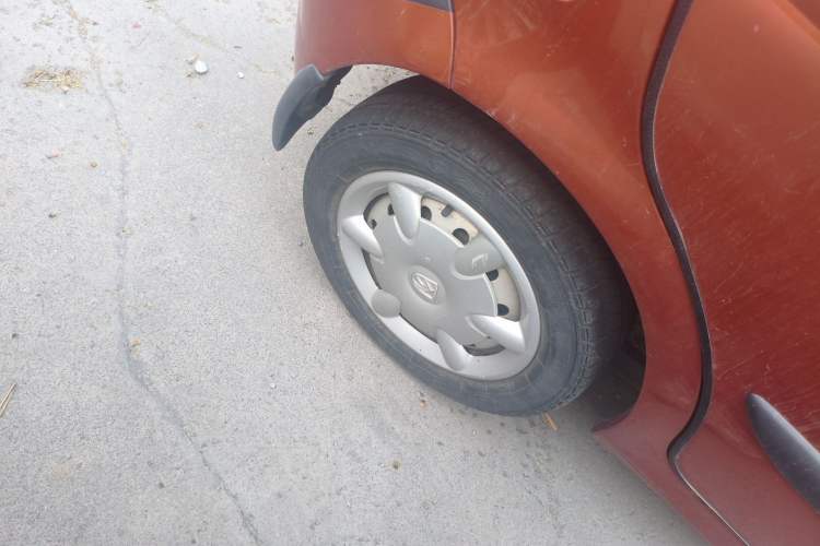 Used Baojun Lechi 2012 Revised 1.0L Manual P-TEC Standard Edition Right Rear Wheel Hub