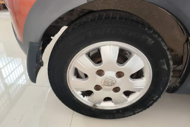 Used Baojun Lechi 2012 Revised Version 1.2L Manual Sporty Edition Dynamic Type Right Rear Wheel Hub