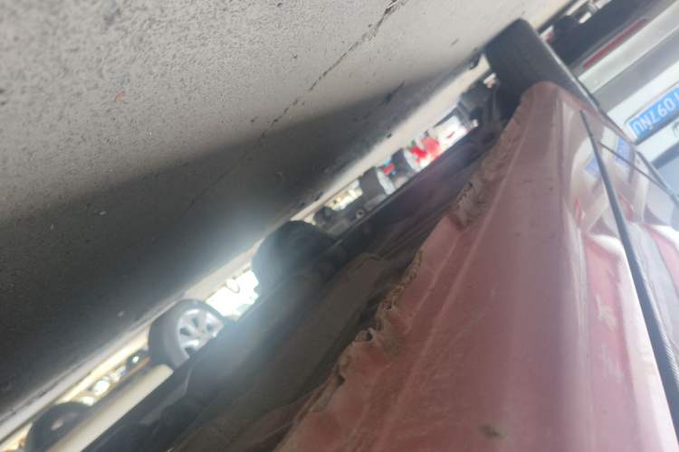 Used Baojun Lechi 2012 Revised 1.0L Manual P-TEC Standard Edition Right Side Sill