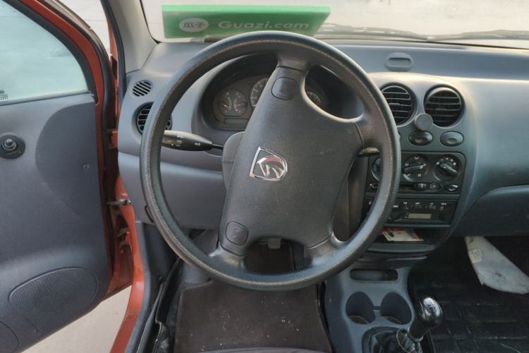 Used Baojun Lechi 2012 Revised 1.0L Manual P-TEC Standard Edition Steering Wheel