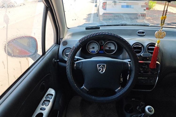 Used Baojun Lechi 2012 Revised Version 1.2L Manual Sporty Edition Dynamic Type Steering Wheel