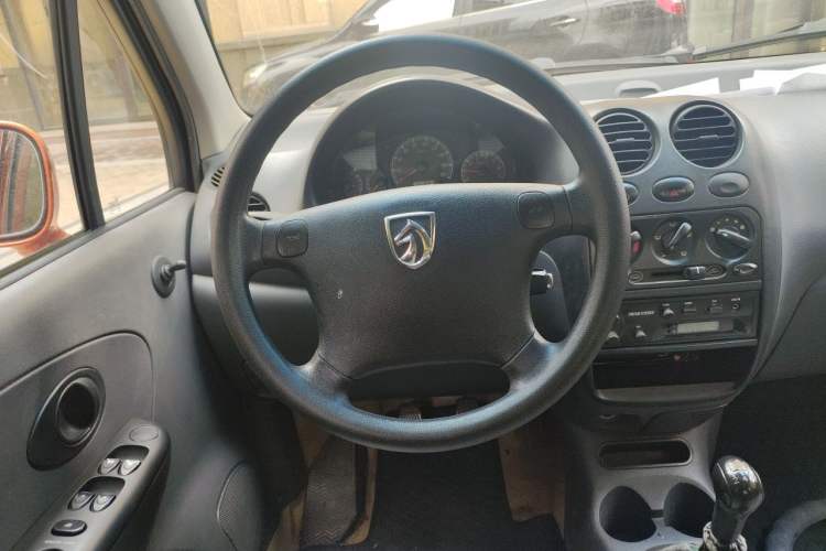 Used Baojun Lechi 2012 Revised 1.0L Manual P-TEC Standard Edition Steering Wheel