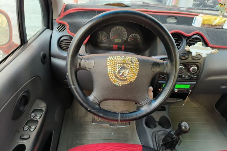 Used Baojun Lechi 2012 Revised 1.0L Manual P-TEC Standard Edition Steering Wheel