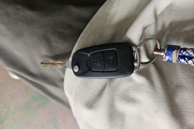 Used Baojun Lechi 2012 Revised 1.0L Manual P-TEC Standard Edition Vehicle Key