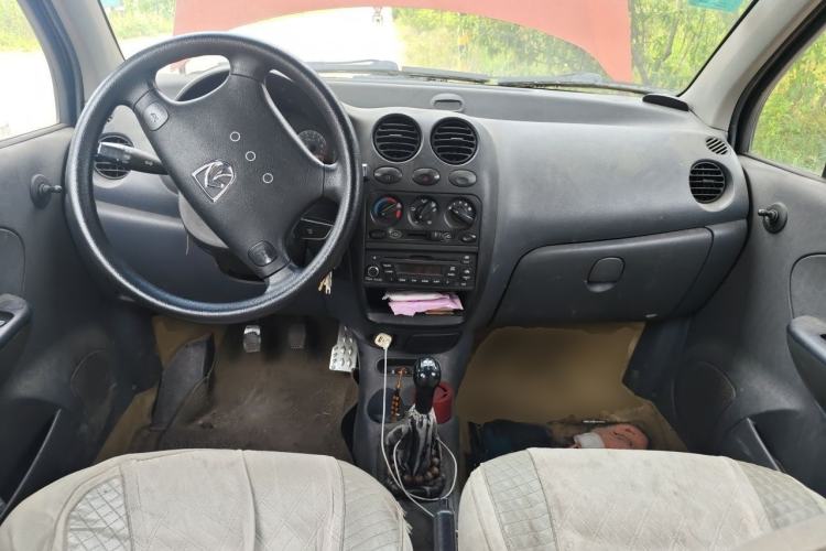 Used Baojun Lechi 2012 Revised 1.0L Manual P-TEC Standard Edition Center Console
