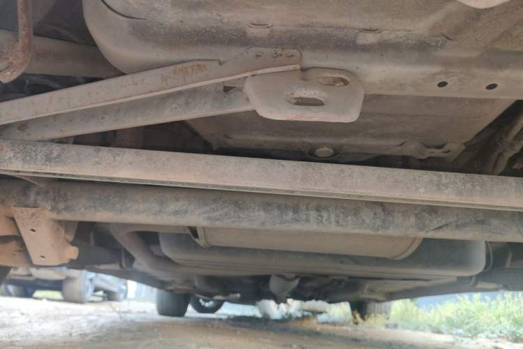 Used Baojun Lechi 2012 Revised 1.0L Manual P-TEC Standard Edition Chassis Rear