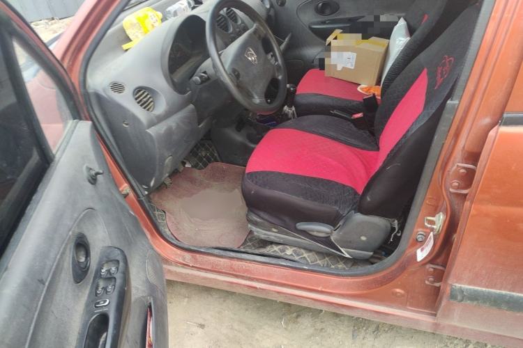 Used Baojun Lechi 2012 Revised 1.0L Manual P-TEC Standard Edition Driver Seat